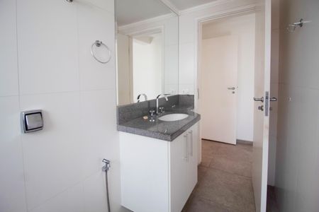 Apartamento à venda com 140m², 3 quartos e 2 vagas