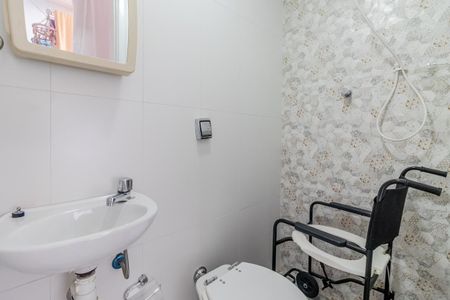 Apartamento à venda com 140m², 3 quartos e 2 vagasÁrea de Serviço - Banheiro de Serviço
