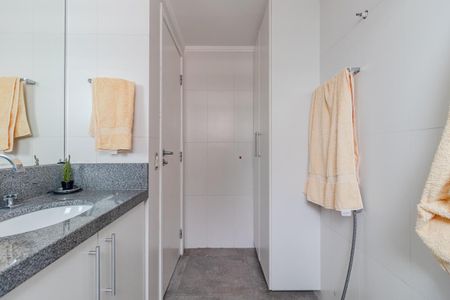 Apartamento à venda com 140m², 3 quartos e 2 vagasBanheiro Social
