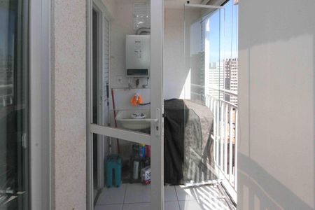Apartamento à venda com 45m², 2 quartos e sem vagaVaranda