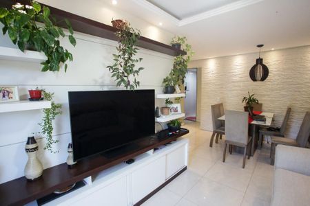 Sala de apartamento à venda com 3 quartos, 70m² em Taquara, Rio de Janeiro