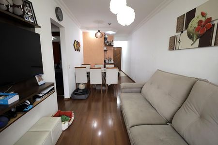 Apartamento à venda com 70m², 2 quartos e 1 vaga Apartamento à venda com 70m², 2 quartos e 1 vagaSala