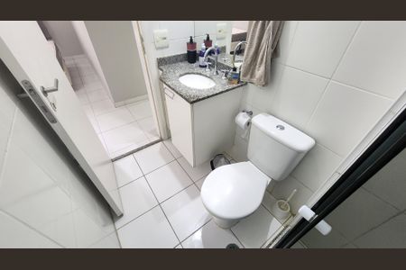 Apartamento para alugar com 64m², 2 quartos e 1 vaga Apartamento para alugar com 64m², 2 quartos e 1 vagaBanheiro da Suíte