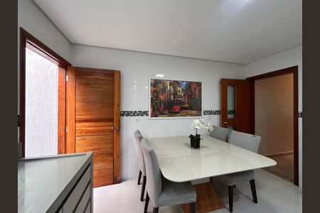 Casa de condomínio à venda com 117m², 2 quartos e 2 vagasCozinha