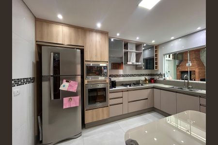 Casa de condomínio à venda com 117m², 2 quartos e 2 vagasCozinha