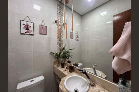 Lavabo da Sala de casa de condomínio à venda com 2 quartos, 117m² em Vila Bruna, São Paulo