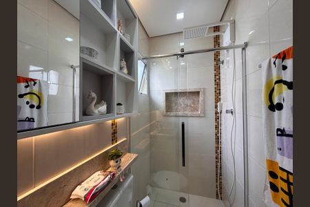 Casa de condomínio à venda com 117m², 2 quartos e 2 vagasBanheiro da Suíte 1