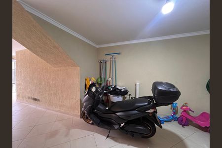 Casa de condomínio à venda com 117m², 2 quartos e 2 vagasGaragem