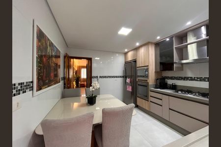 Casa de condomínio à venda com 117m², 2 quartos e 2 vagasCozinha