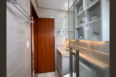 Casa de condomínio à venda com 117m², 2 quartos e 2 vagasBanheiro da Suíte 2