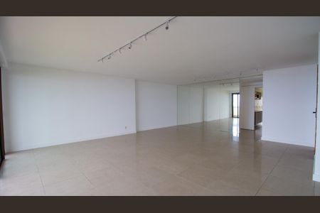 Apartamento à venda com 268m², 3 quartos e 3 vagasSala