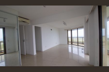 Apartamento à venda com 268m², 3 quartos e 3 vagasSuíte 1