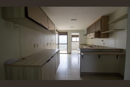 Apartamento à venda com 268m², 3 quartos e 3 vagasCozinha 