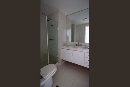 Apartamento à venda com 268m², 3 quartos e 3 vagasBanheiro da Suíte 3