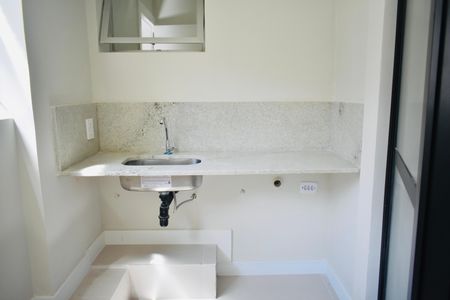 Apartamento à venda com 78m², 2 quartos e 1 vagaÁrea de Serviço