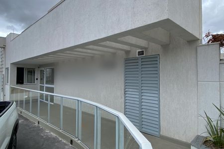 Apartamento para alugar com 68m², 3 quartos e 2 vagas Apartamento para alugar com 68m², 3 quartos e 2 vagasFachada