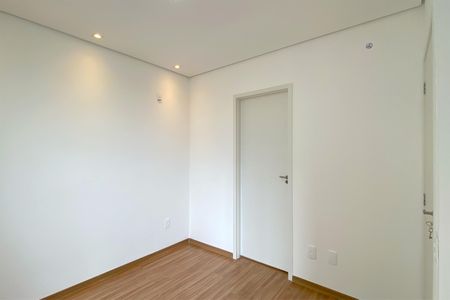 Apartamento para alugar com 68m², 3 quartos e 2 vagas Apartamento para alugar com 68m², 3 quartos e 2 vagasSuíte