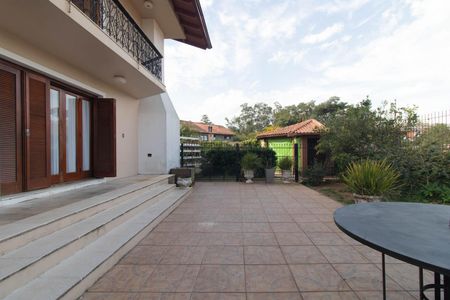 Casa à venda com 900m², 5 quartos e 8 vagasQuintal