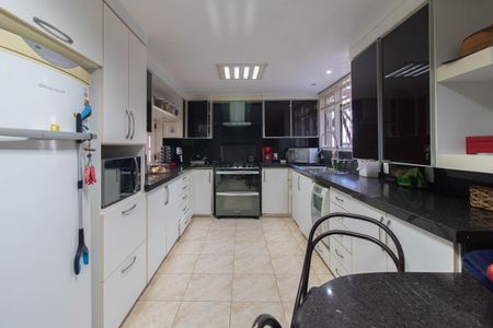 Casa à venda com 900m², 5 quartos e 8 vagasCozinha