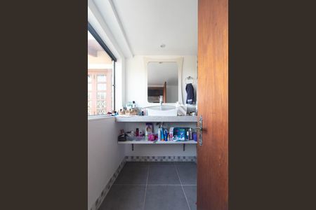 Casa à venda com 900m², 5 quartos e 8 vagasBanheiro do Quarto 3