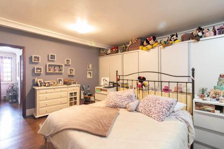 Casa à venda com 900m², 5 quartos e 8 vagasQuarto 4