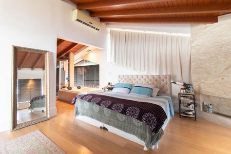 Casa à venda com 900m², 5 quartos e 8 vagasQuarto 5