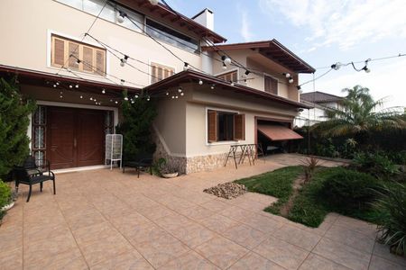 Casa à venda com 900m², 5 quartos e 8 vagasJardim