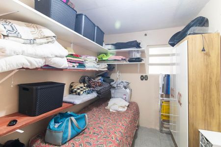 Casa à venda com 900m², 5 quartos e 8 vagasQuarto de Serviço