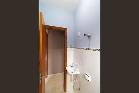 Casa à venda com 400m², 4 quartos e 4 vagas Casa à venda com 400m², 4 quartos e 4 vagasBanheiro da Edícula