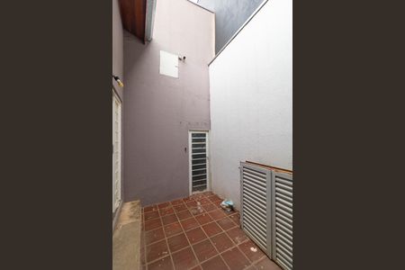 Casa à venda com 400m², 4 quartos e 4 vagas Casa à venda com 400m², 4 quartos e 4 vagasÁrea Externa