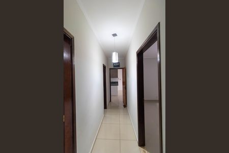 Casa à venda com 400m², 4 quartos e 4 vagas Casa à venda com 400m², 4 quartos e 4 vagasCorredor