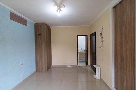 Casa à venda com 400m², 4 quartos e 4 vagas Casa à venda com 400m², 4 quartos e 4 vagasSuíte