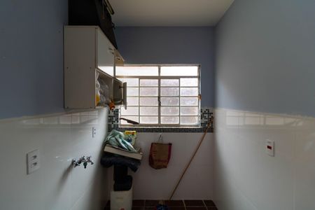 Casa à venda com 400m², 4 quartos e 4 vagas Casa à venda com 400m², 4 quartos e 4 vagasCozinha da Edícula