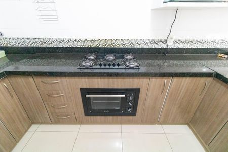 Casa à venda com 400m², 4 quartos e 4 vagas Casa à venda com 400m², 4 quartos e 4 vagasCozinha