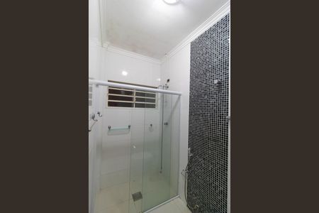 Casa à venda com 400m², 4 quartos e 4 vagas Casa à venda com 400m², 4 quartos e 4 vagasBanheiro da Suíte