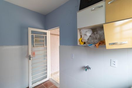 Casa à venda com 400m², 4 quartos e 4 vagas Casa à venda com 400m², 4 quartos e 4 vagasCozinha da Edícula