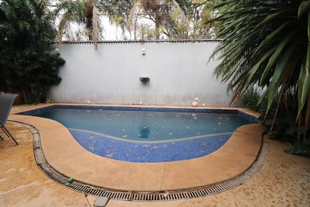 Casa para alugar com 490m², 4 quartos e 4 vagasPiscina
