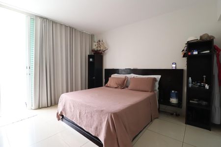 Casa para alugar com 490m², 4 quartos e 4 vagasQuarto 3 - Suíte