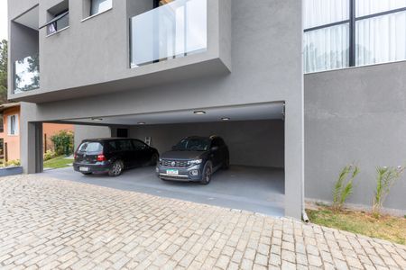 Casa de condomínio à venda com 450m², 4 quartos e 4 vagas Casa de condomínio à venda com 450m², 4 quartos e 4 vagasGaragem