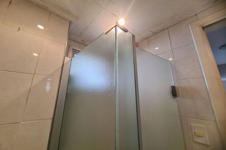 Apartamento à venda com 63m², 2 quartos e 1 vaga Apartamento à venda com 63m², 2 quartos e 1 vagaBanheiro