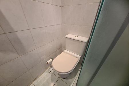Apartamento à venda com 63m², 2 quartos e 1 vaga Apartamento à venda com 63m², 2 quartos e 1 vagaBanheiro