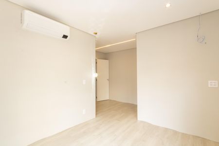 Apartamento à venda com 123m², 3 quartos e 2 vagas Apartamento à venda com 123m², 3 quartos e 2 vagasSuíte 1
