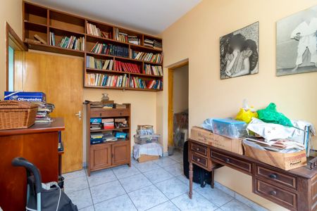 Casa à venda com 170m², 3 quartos e 4 vagas Casa à venda com 170m², 3 quartos e 4 vagasQuarto de Serviço