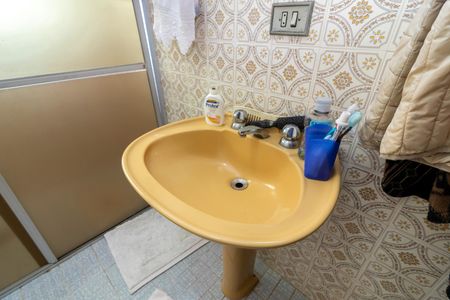 Casa à venda com 170m², 3 quartos e 4 vagas Casa à venda com 170m², 3 quartos e 4 vagasBanheiro 1