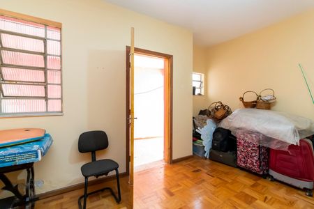 Casa à venda com 170m², 3 quartos e 4 vagas Casa à venda com 170m², 3 quartos e 4 vagasÁrea comum