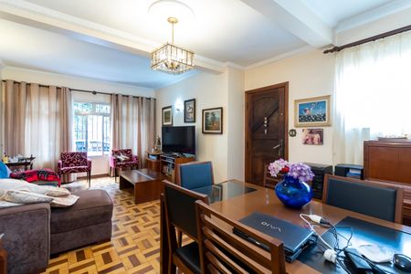 Casa à venda com 170m², 3 quartos e 4 vagas Casa à venda com 170m², 3 quartos e 4 vagasSala de Jantar