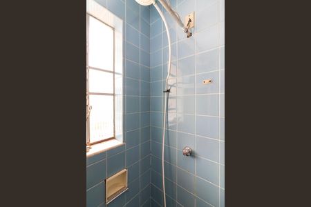 Casa à venda com 170m², 3 quartos e 4 vagas Casa à venda com 170m², 3 quartos e 4 vagasBanheiro 2