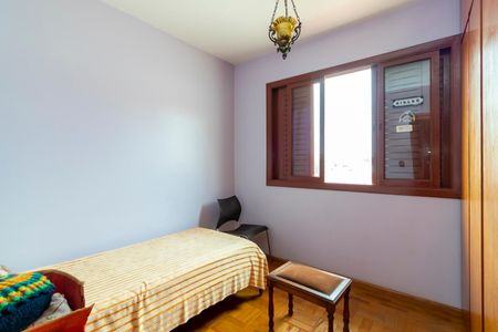 Casa à venda com 170m², 3 quartos e 4 vagas Casa à venda com 170m², 3 quartos e 4 vagasQuarto 3