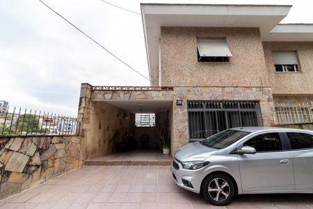 Casa à venda com 170m², 3 quartos e 4 vagas Casa à venda com 170m², 3 quartos e 4 vagasÁrea comum