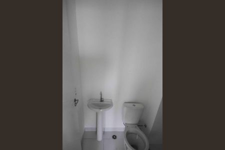 Apartamento à venda com 34m², 2 quartos e sem vagaBanheiro